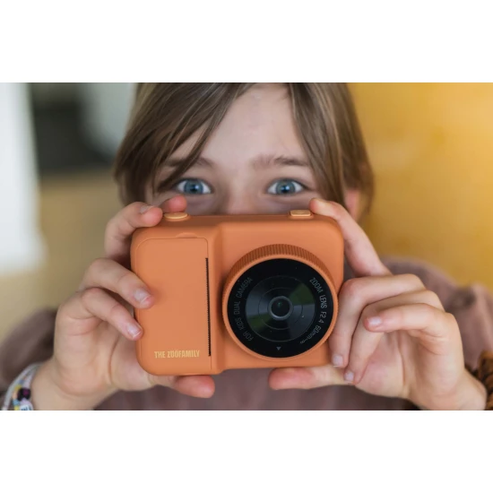 Azonnali gyerekkamera fényképnyomtatási lehetőséggel.