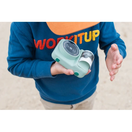 Azonnali gyerekkamera fényképnyomtatási lehetőséggel.