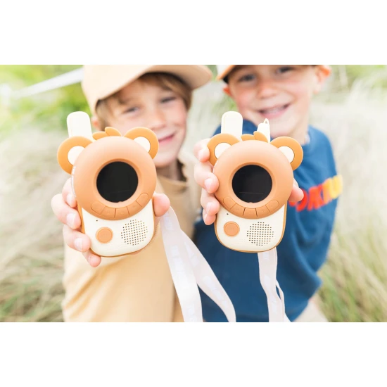 A Zoofamily gyermekrádió készlete 2 rádiót tartalmaz.