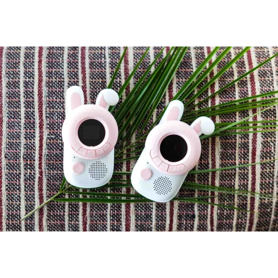 A Zoofamily gyermekrádió készlete 2 rádiót tartalmaz.