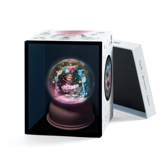 Éjszakai fény és hógolyó balerina