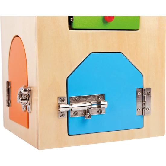 Zárakkal ellátott ház