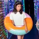 Swim Essentials Rainbow felfújható kerék 90 cm - Színes nyári kerék gyerekeknek és felnőtteknek