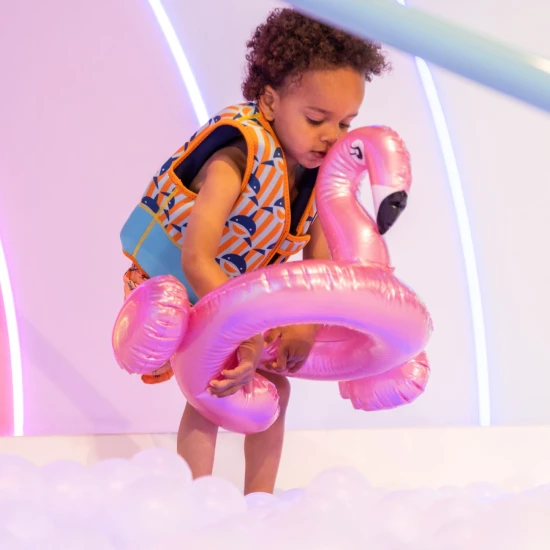 Swim Essentials gyermek felfújható kerék flamingó dizájnnal rózsaszín színben - átmérő 55 cm