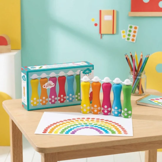 Festékek tubusban, habszivacs applikátorral