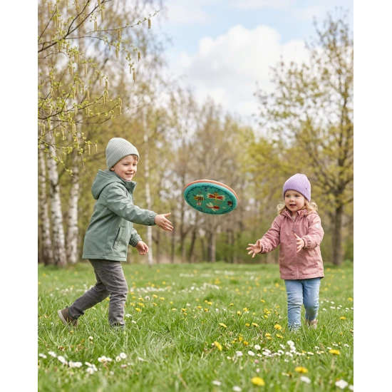 Repülő csészealj Aranyos rovar