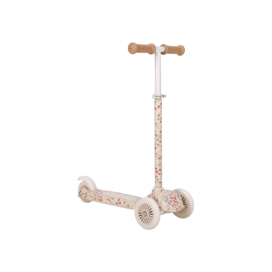 Háromkerekű roller Sunny Flower Off White Little Dutch Háromkerekű roller Sunny Flower Off White – stabil gyerekroller napraforgó mintával és állítható kormánnyal