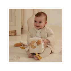 Újszülött Naturals textil aktivitáskocka Újszülött Naturals textil aktivitáskocka
