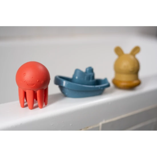 Fürdőjáték-készlet törölközővel Fürdőjáték-készlet törölközővel – Taf Toys 13425TAF