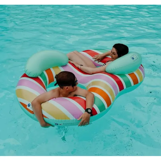 Nagy, felfújható kerék 2 személyes Color Rush 190 cm-es színes dizájnnal a Swim Essentials-tól - ideális a vízparti szórakozáshoz