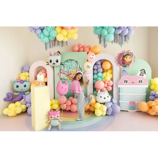 Születésnapi díszek Gabby babaházával, amelyek csillogóak