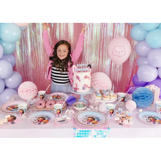 Születésnapi díszek Gabby babaházával, amelyek csillogóak