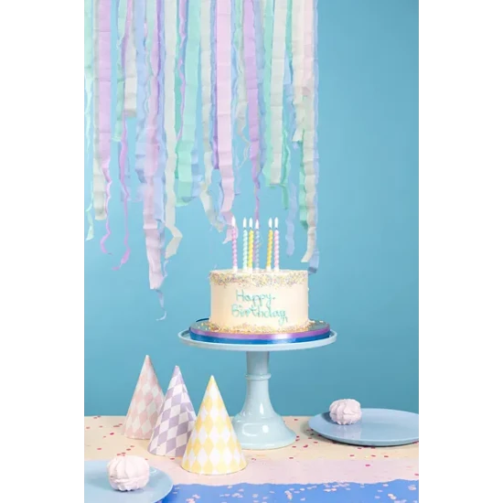 Születésnapi gyertyák pasztell színben a kis szülinaposnak.
