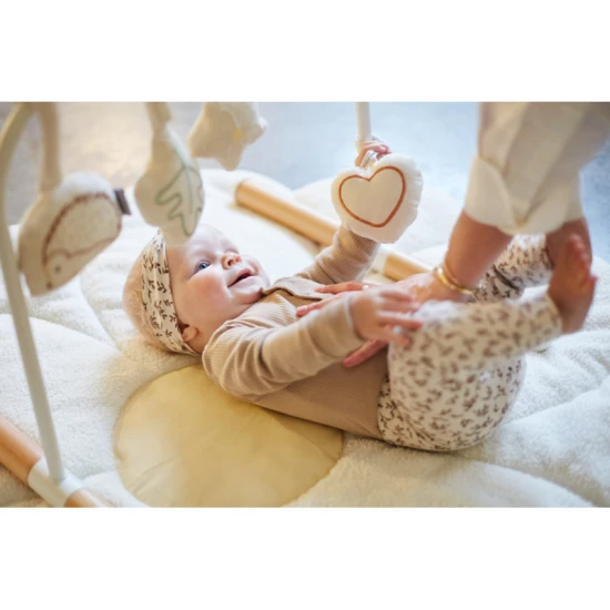 Childhome Kvetina – puha játszószőnyeg a gyerekszobába