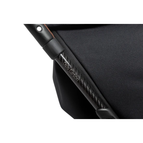 Oslo Carbon babakocsi Essential Black Maxi-Cosi Oslo Carbon babakocsi Essential Black