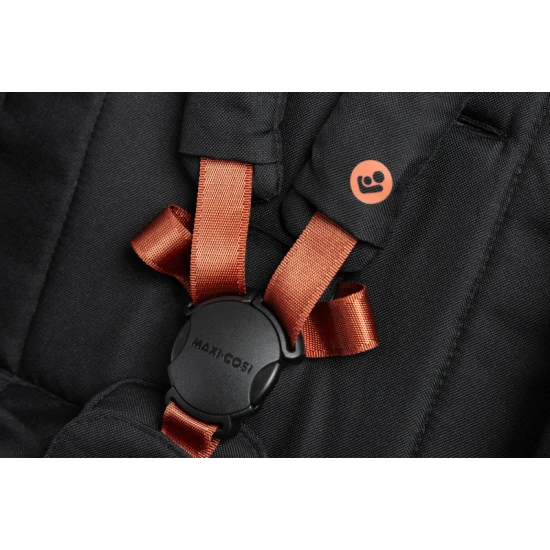 Oslo Carbon babakocsi Essential Black Maxi-Cosi Oslo Carbon babakocsi Essential Black