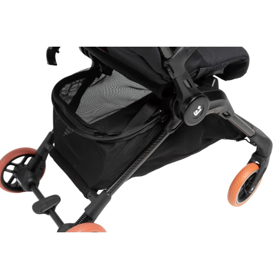 Oslo Carbon babakocsi Essential Black Maxi-Cosi Oslo Carbon babakocsi Essential Black