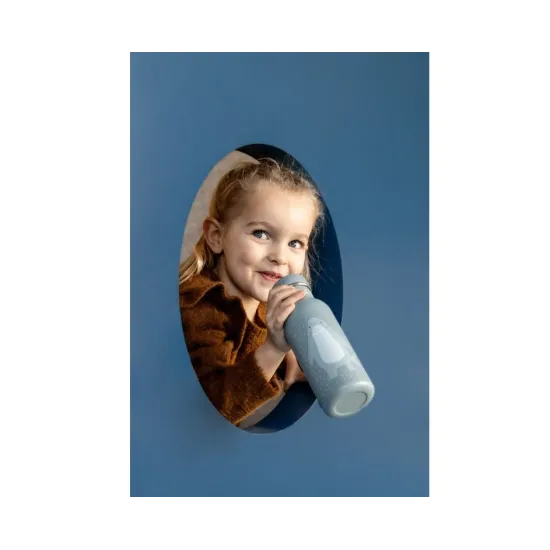 Tedd boldoggá a gyerekeket az eredeti Žralok 500 ml-es palackkal.