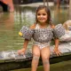 Stílusos és biztonságos úszómellény ujjakkal gyerekeknek Swim Essentials Leopard